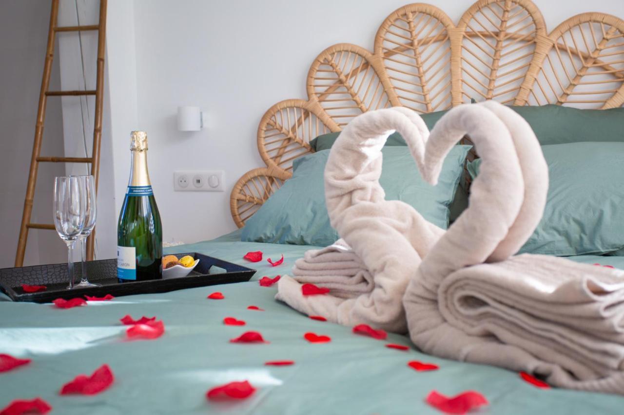 Velaux Lovina Chambre De Charme Avec Jaccuzi מראה חיצוני תמונה