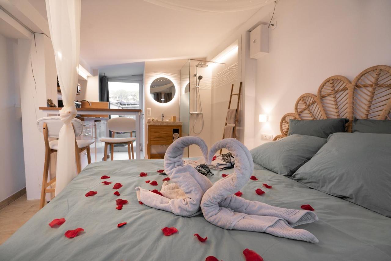 Velaux Lovina Chambre De Charme Avec Jaccuzi מראה חיצוני תמונה
