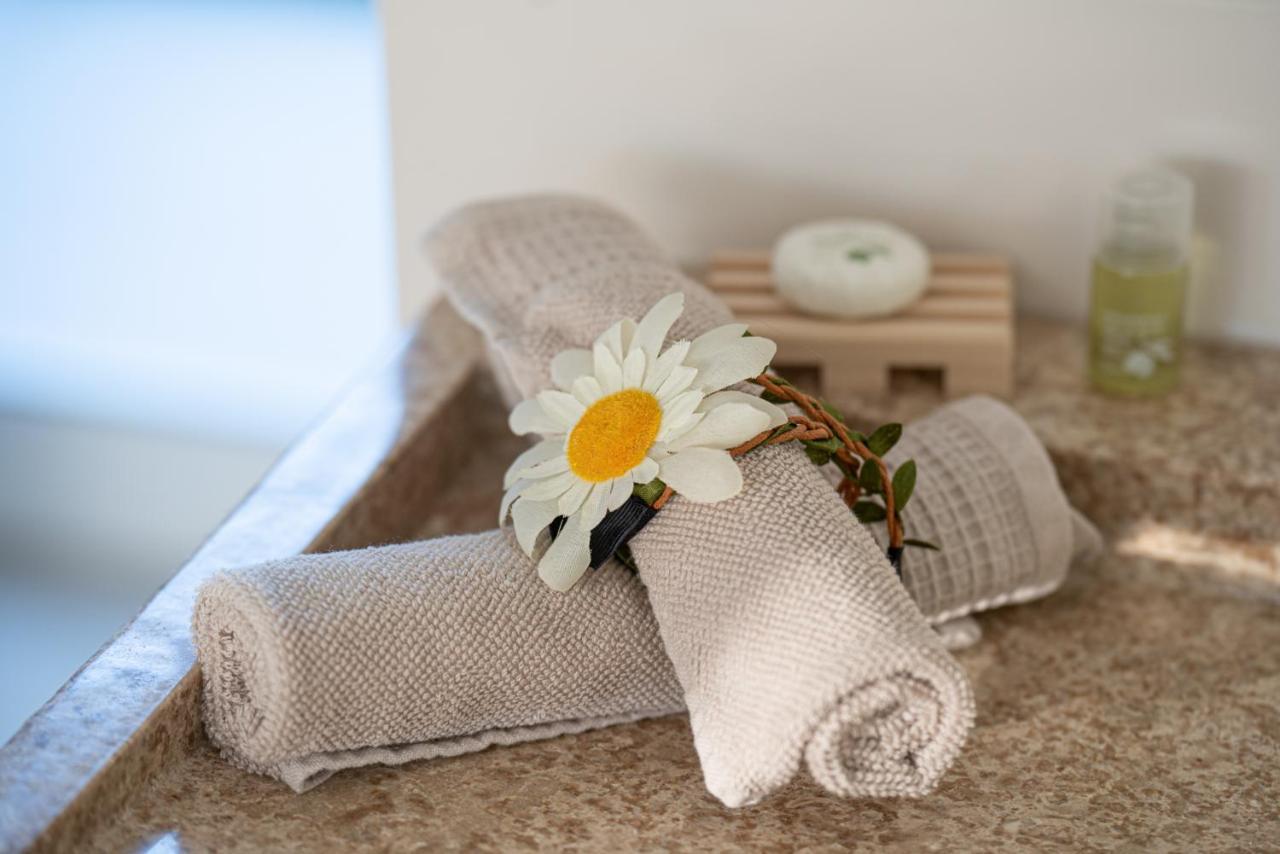 Velaux Lovina Chambre De Charme Avec Jaccuzi מראה חיצוני תמונה
