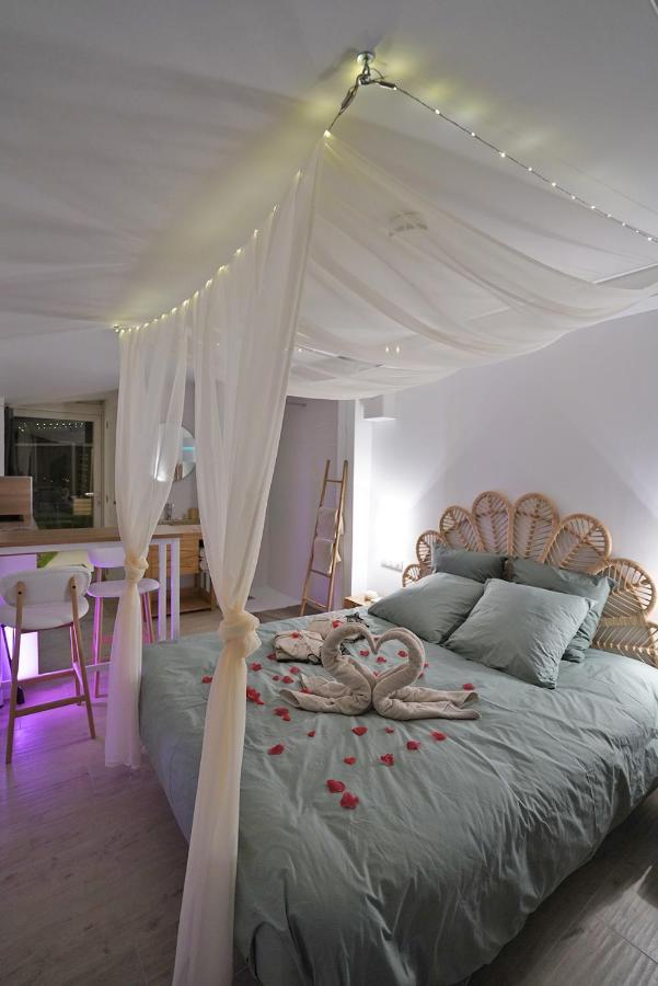 Velaux Lovina Chambre De Charme Avec Jaccuzi מראה חיצוני תמונה