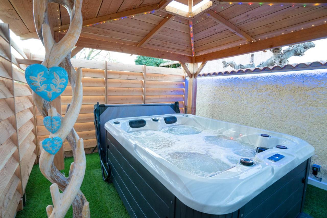 Velaux Lovina Chambre De Charme Avec Jaccuzi מראה חיצוני תמונה